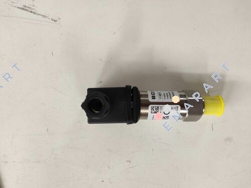 685-2003-2-0-M13-300-1-000-000 Presostato electrónico DS 6 OEM